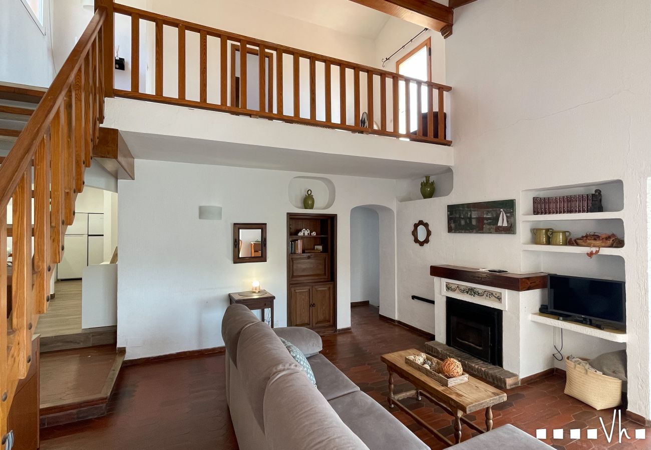 Villa en Benissa - MARINA BALADRAR - Villa en primera linea con acceso directo a la Cala Baladrar, Benissa 