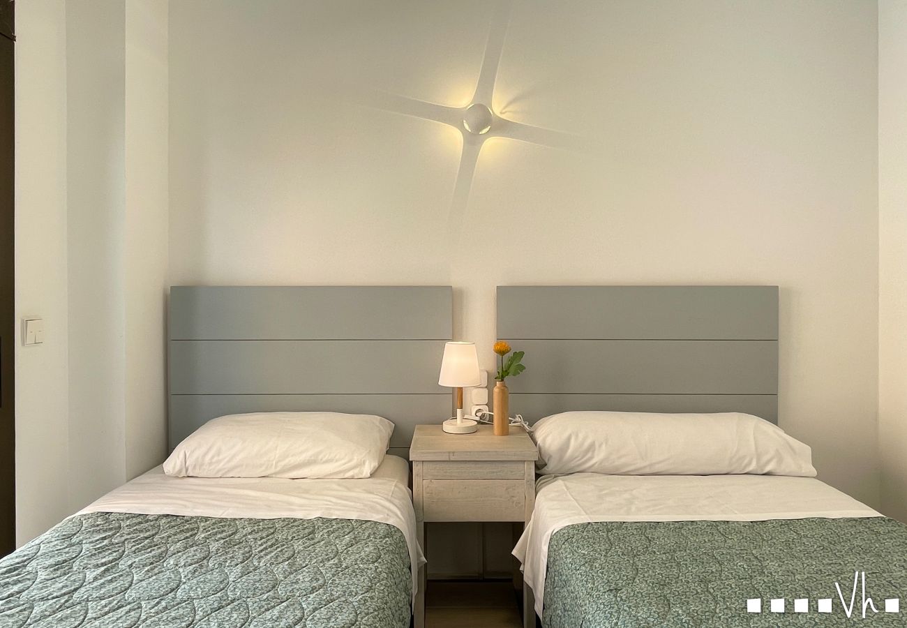 Apartamento en Moraira - Apartamento MILOS en Moraira – Para 4 personas, 200 m del mar y terraza.