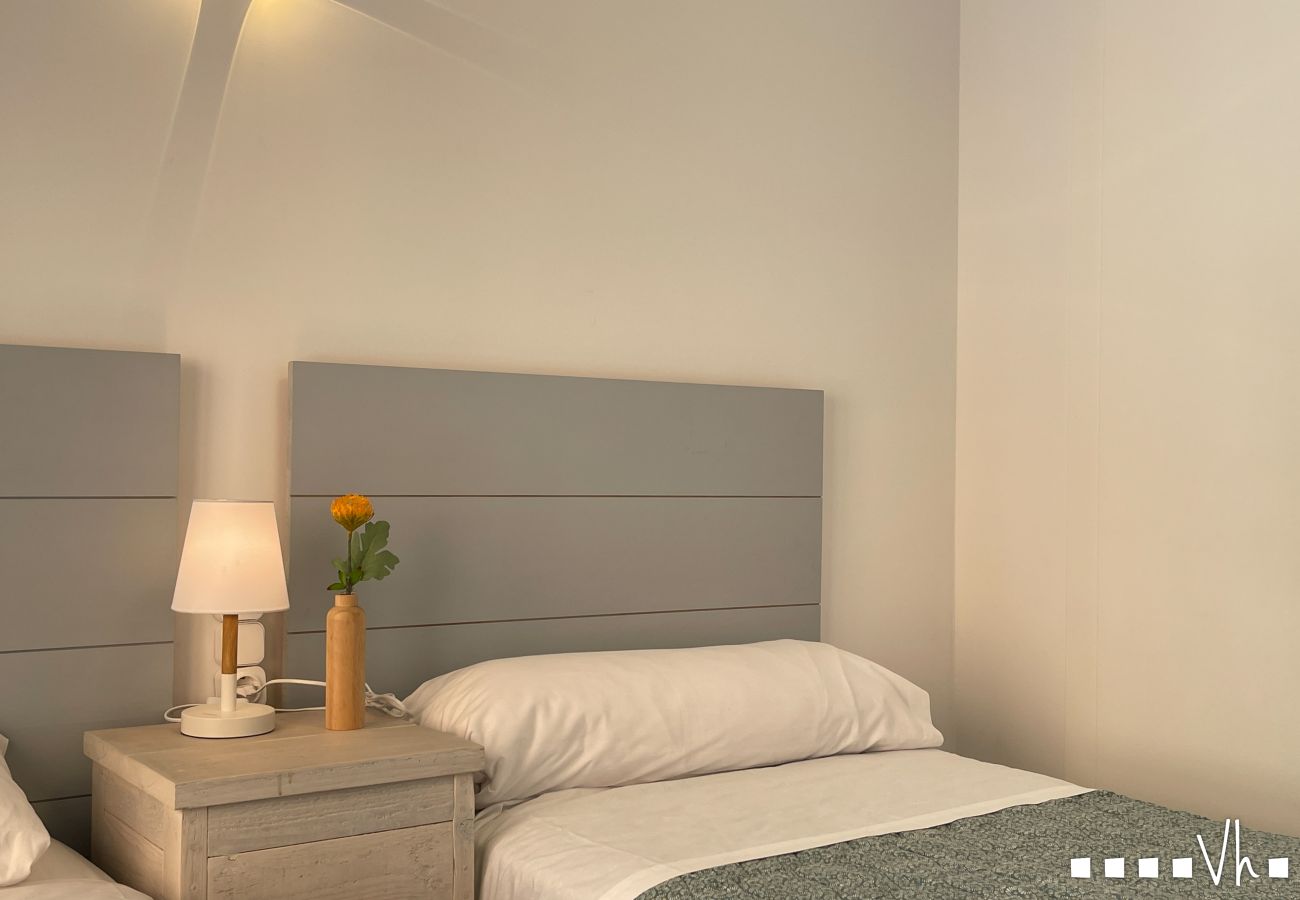 Apartamento en Moraira - Apartamento MILOS en Moraira – Para 4 personas, 200 m del mar y terraza.