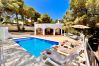Villa en Moraira - Villa CARMEN en Moraira – Estilo rústico con piscina privada, a 800 m de Playa El Portet, 4 dormitorios, aire acondicionado y wifi