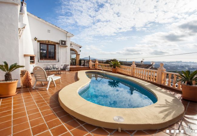 Villa en Senija - AMOR DEL SUR - Villa con encanto a pocos minutos en coche de Moraira, Calpe y Benissa 