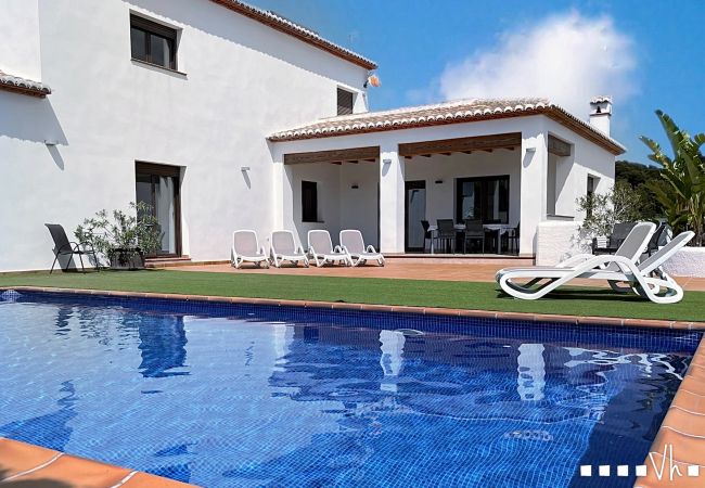 Villa en Benissa - Villa PINETS Benissa – Moderna, piscina privada y vistas al mar