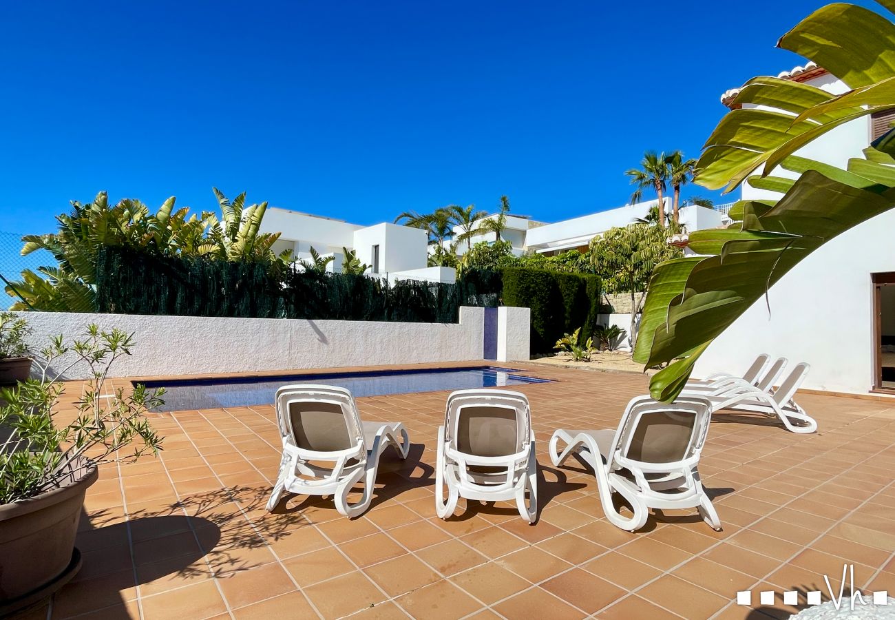 Villa en Benissa - Villa PINETS Benissa – Moderna, piscina privada y vistas al mar