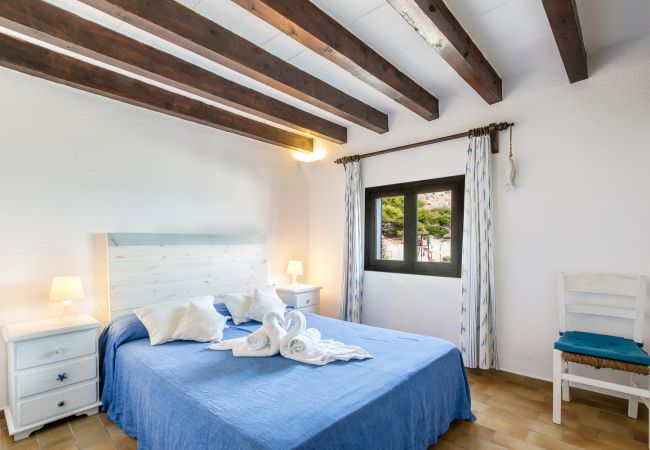 Casa en Cala Sant Vicenç - Blue fisherman house 2 By home villas 360 