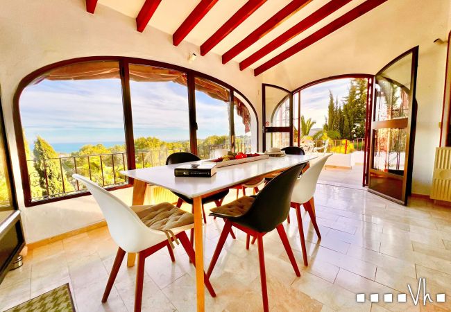 Villa en Moraira - VILLA CHRIS - Espectaculares vistas al mar