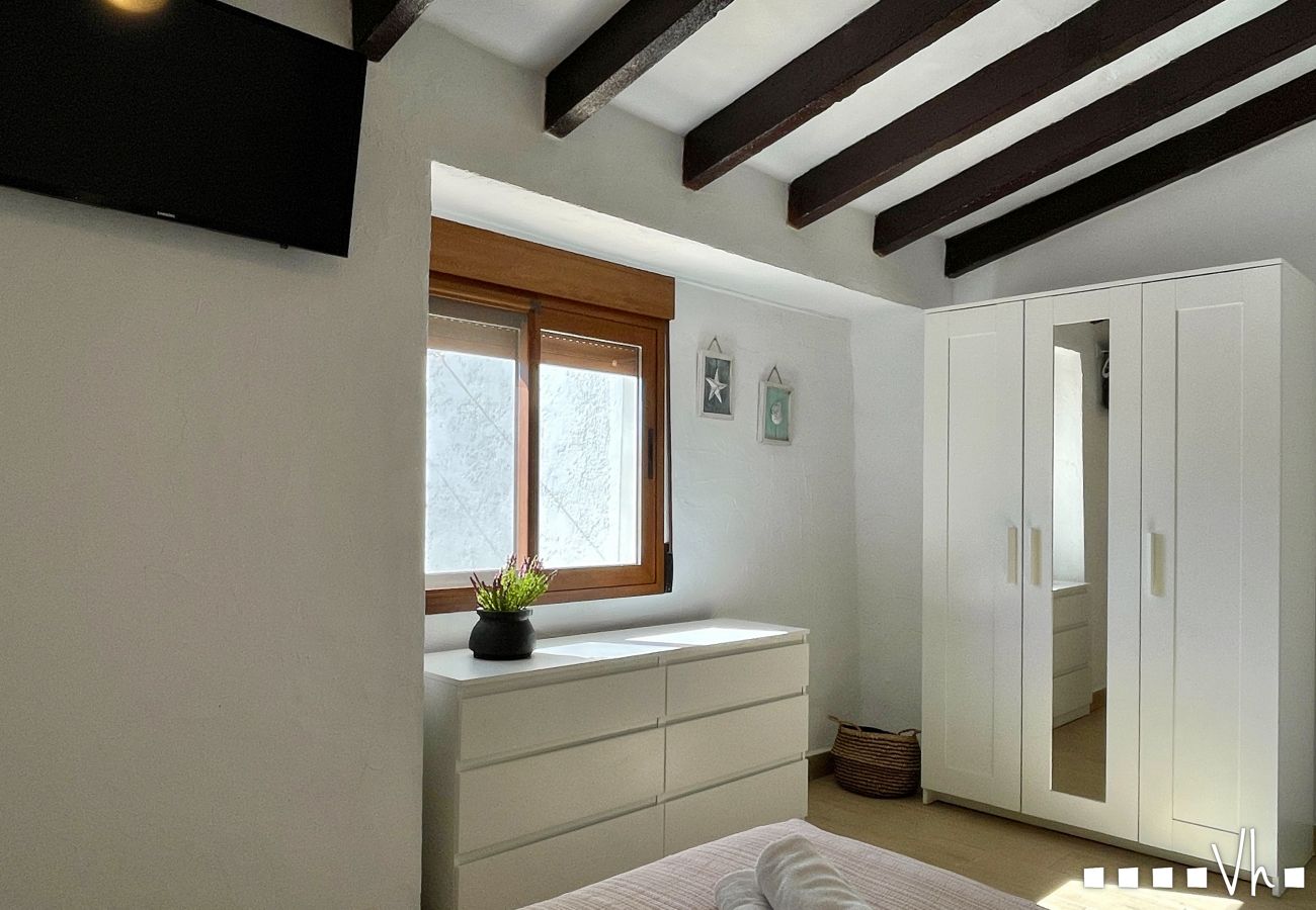 Casa rural en Benissa - Villa MATIMI en Benissa – Casa rural con piscina, terraza con vistas, cargador para coches eléctricos y entorno tranquilo