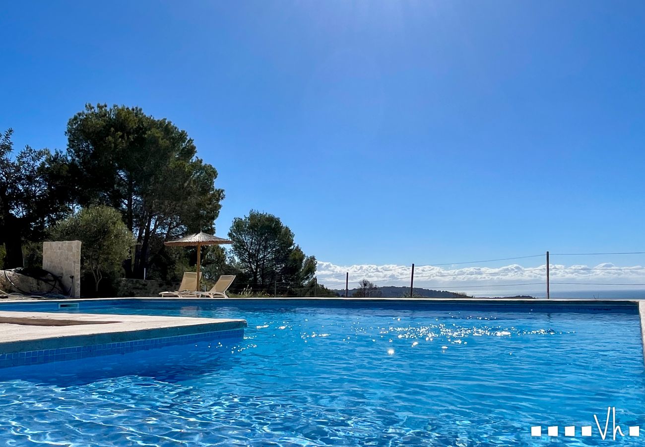Casa rural en Benissa - Villa MATIMI en Benissa – Casa rural con piscina, terraza con vistas, cargador para coches eléctricos y entorno tranquilo