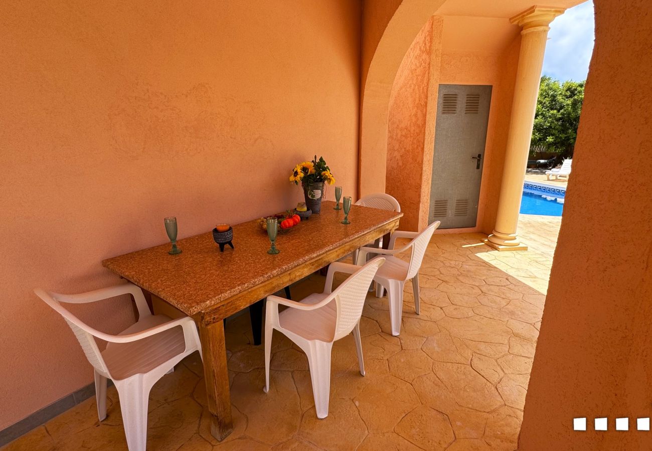 Villa en Calpe - CASA FLORIDA -  Encantadora villa para 4 personas en Calpe