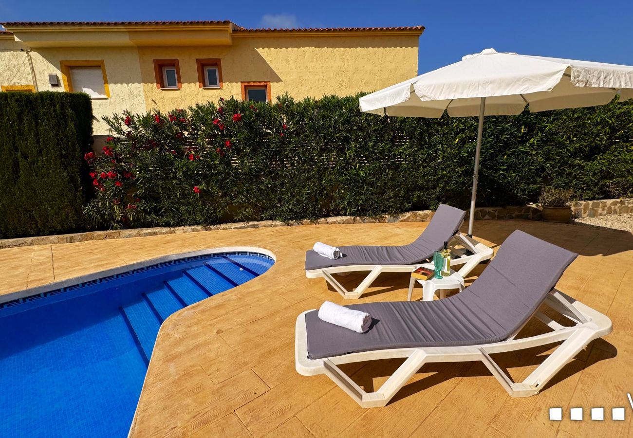 Villa en Calpe - CASA FLORIDA -  Encantadora villa para 4 personas en Calpe