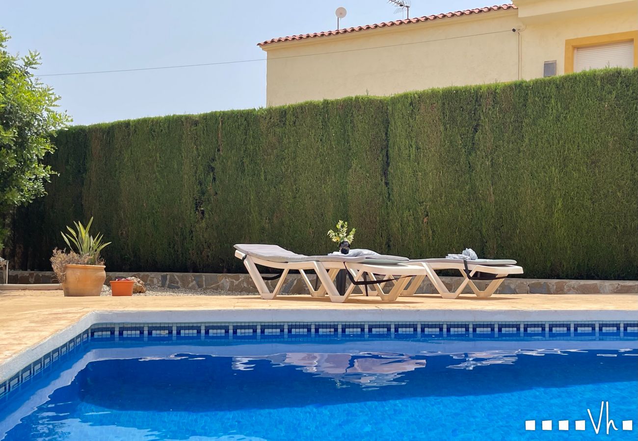 Villa en Calpe - CASA FLORIDA -  Encantadora villa para 4 personas en Calpe