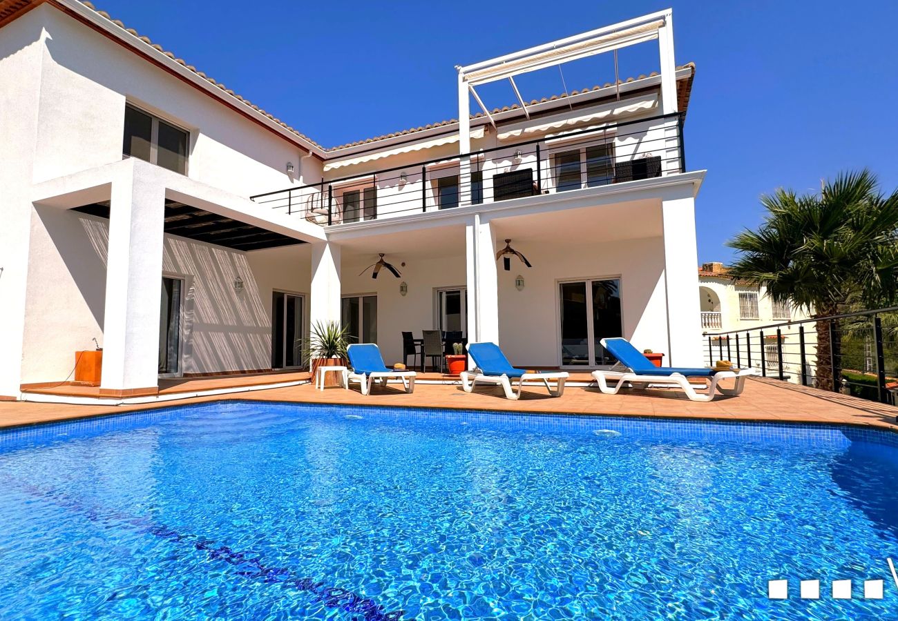 Villa en Benissa - DREAM HOUSE - Moderna Villa para 8 peronas