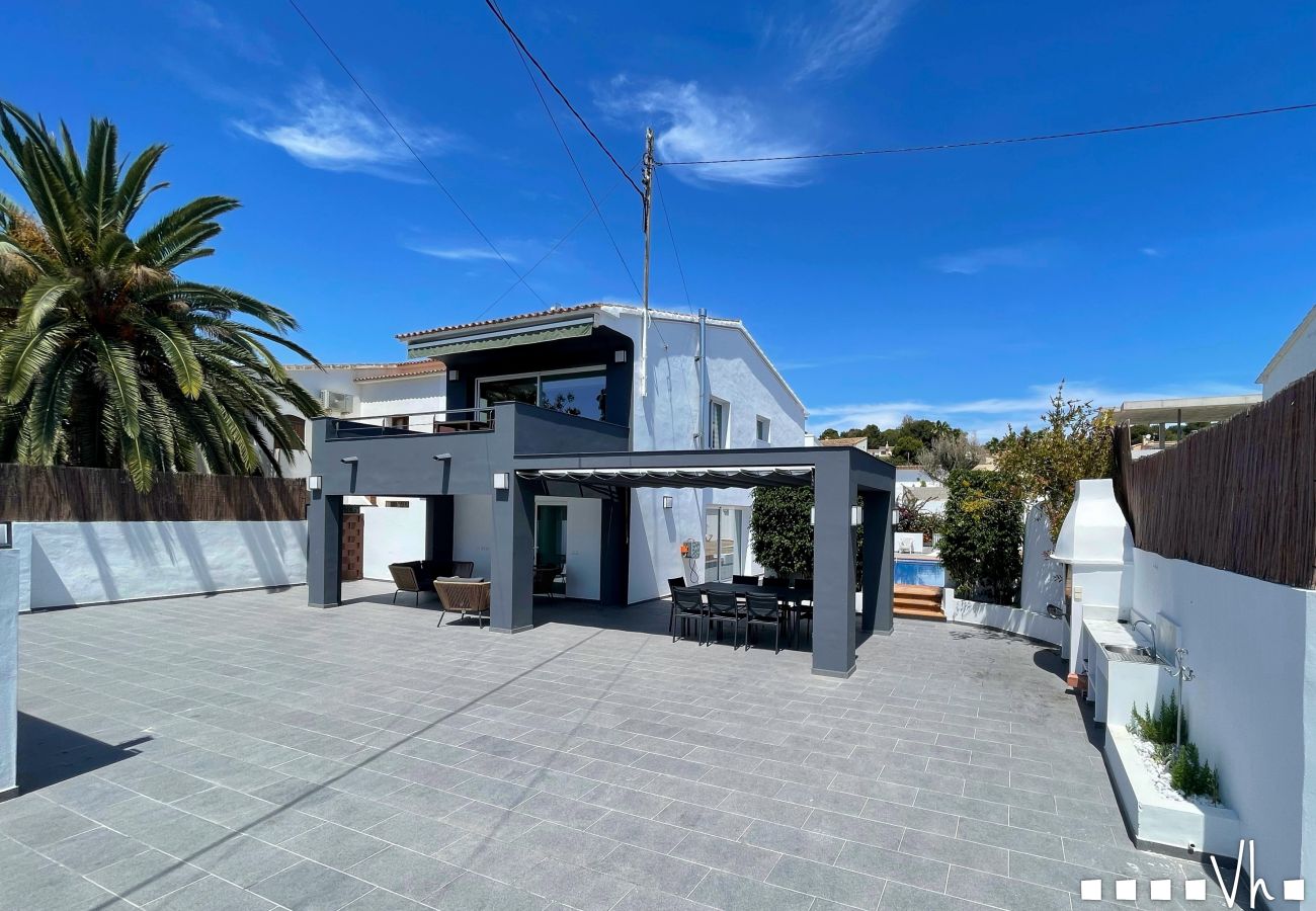 Villa en Moraira -  MORAVIT - Magnifica Villa Moderna para 12 personas