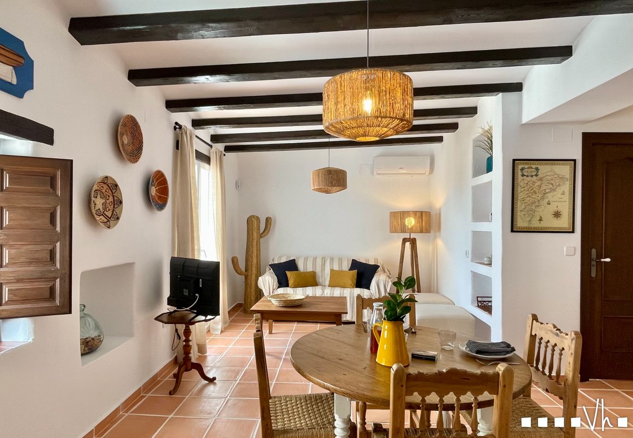 Apartamento en Moraira - Apartamento del Puerto : Esencia Mediterránea en el corazón de Moraira