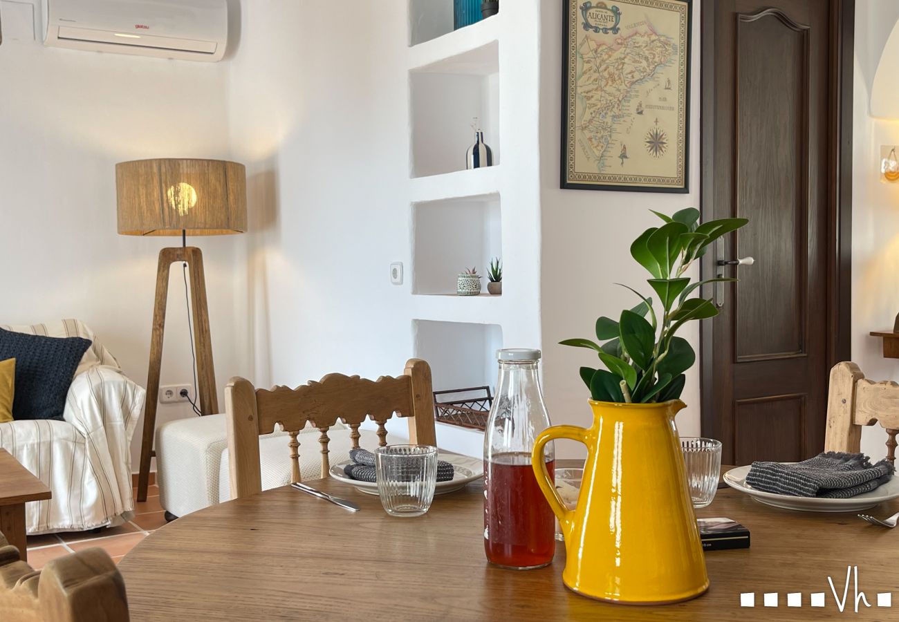 Apartamento en Moraira - Apartamento del Puerto : Esencia Mediterránea en el corazón de Moraira