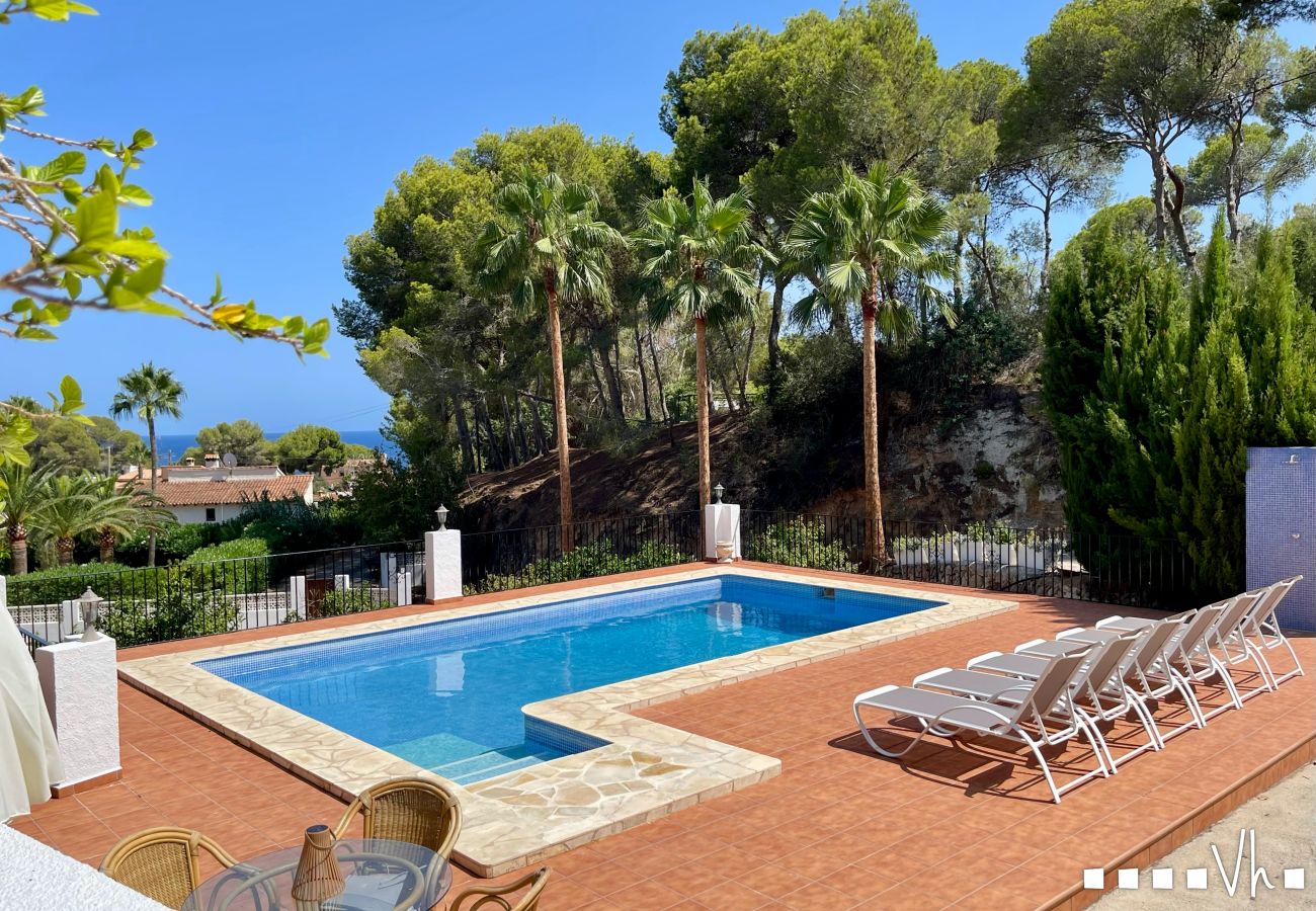 Villa en Moraira - EL RACONET - villa a tan sólo 700m del mar.