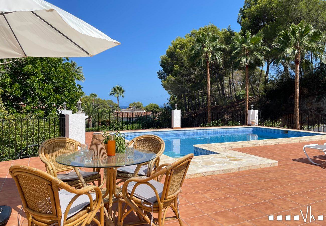Villa en Moraira - EL RACONET - villa a tan sólo 700m del mar.