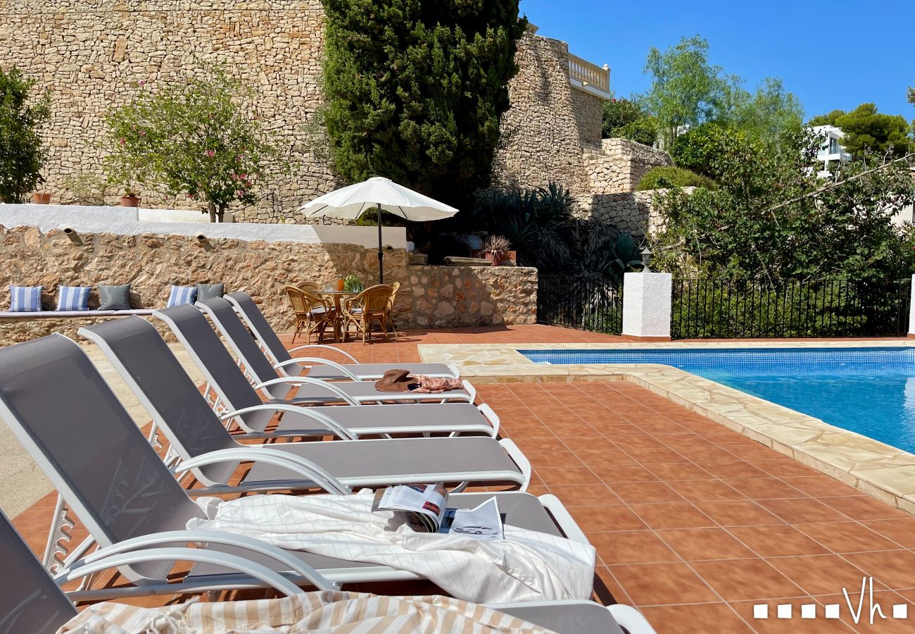 Villa en Moraira - EL RACONET - villa a tan sólo 700m del mar.