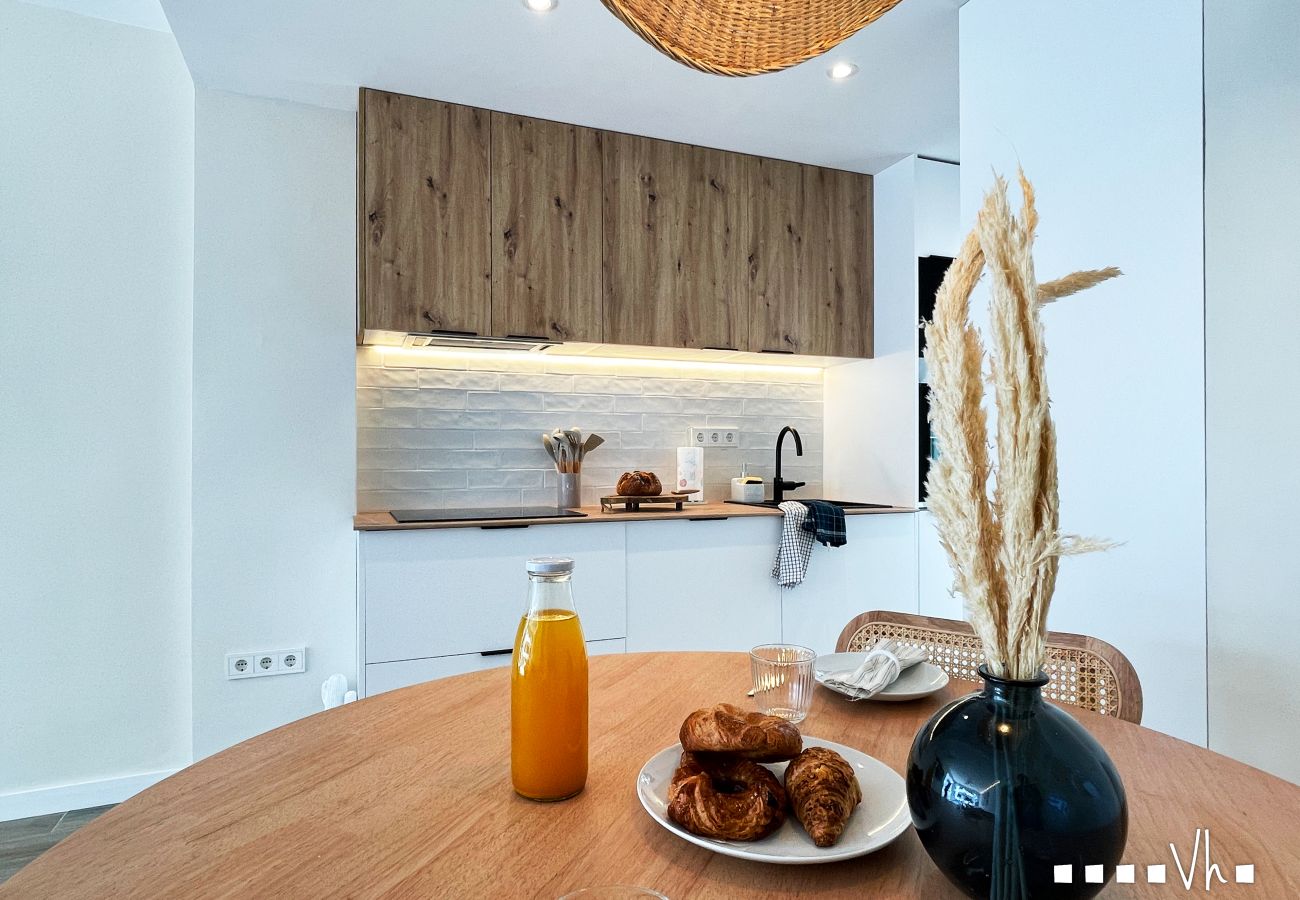 Cocina americana y comedor del apartamento de lujo The Moraira Collection 1 en Moraira