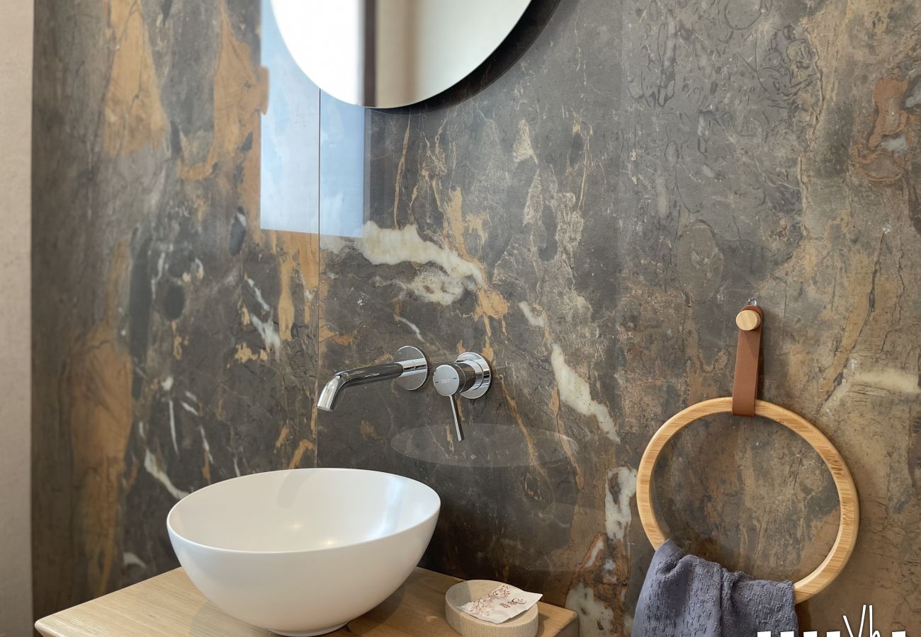 Villa en Pedreguer - Villa moderna para 6  con piscina privada y vistas a la montaña -  LA OKSANA 