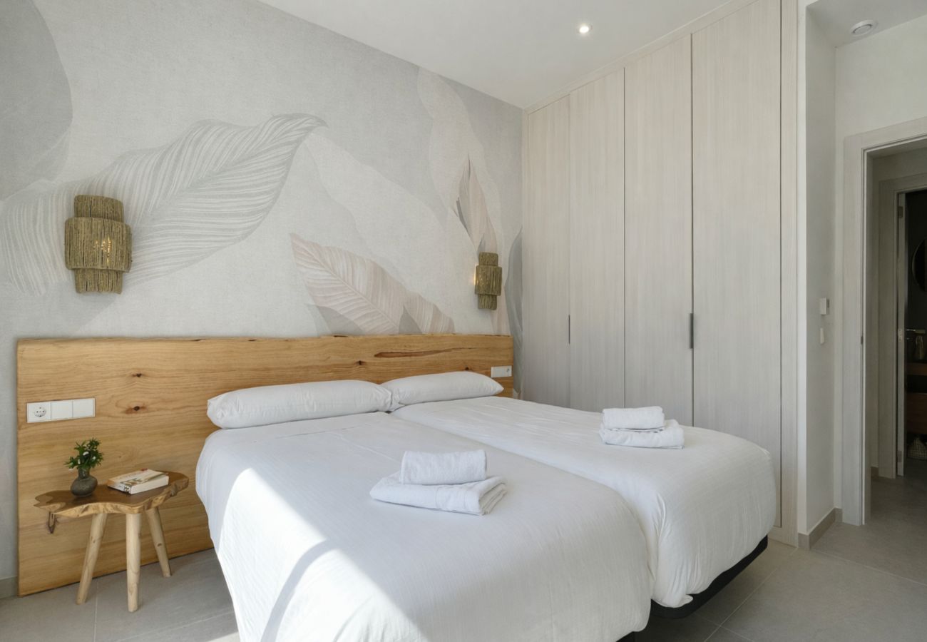 Villa en Pedreguer - Villa moderna para 6  con piscina privada y vistas a la montaña -  LA OKSANA 