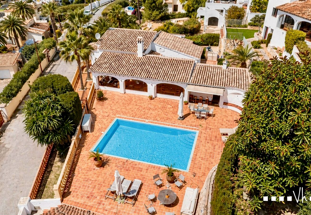 Villa en Benissa - Villa en Benissa con piscina privada para 8 personas | alquiler vacacional costa blanca - ALELUYA