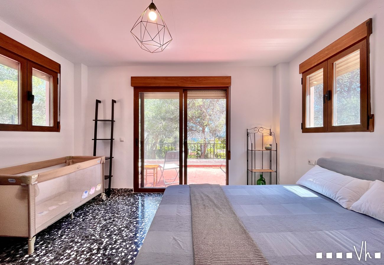 Villa en Teulada - Villa con piscina privada en Moraira - Villa MENHIR