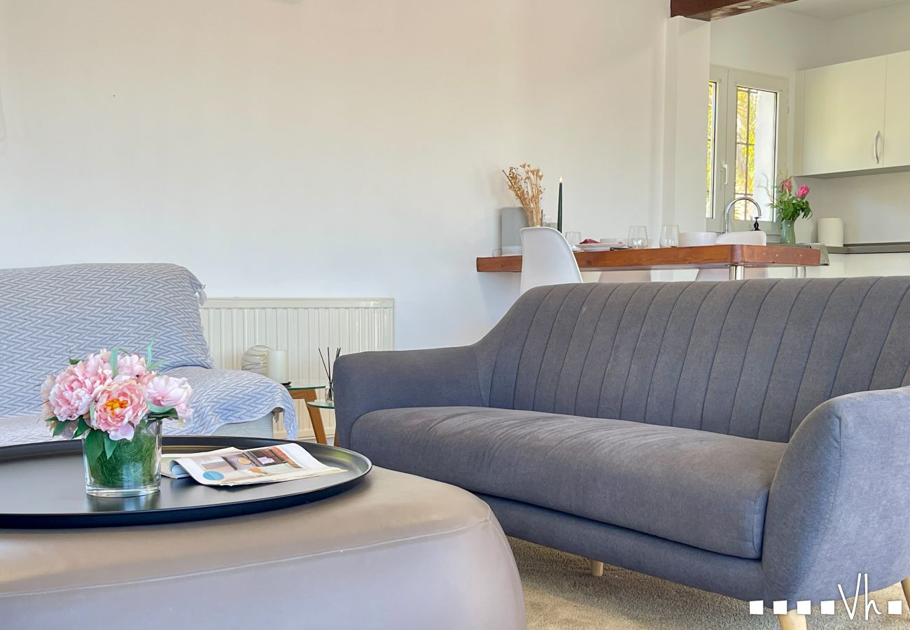 Villa en Teulada - Elegante Villa en Moraira para 6, Piscina Privada y Cercanía al Pueblo - ALMARE