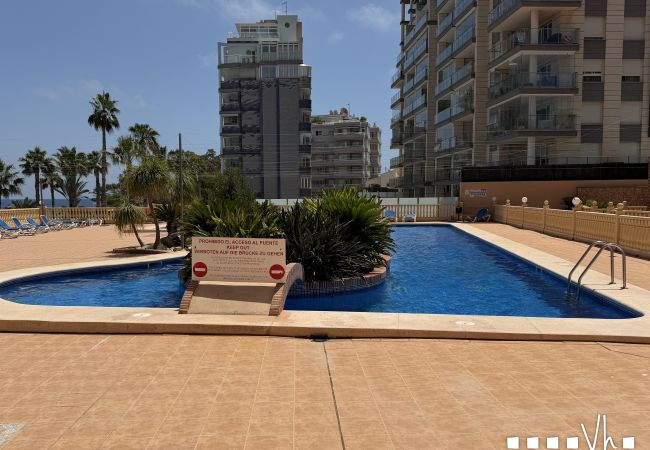 Apartamento en Calpe - Apartamento en primera línea en Calpe con vistas al mar y piscina - CLAUDIA