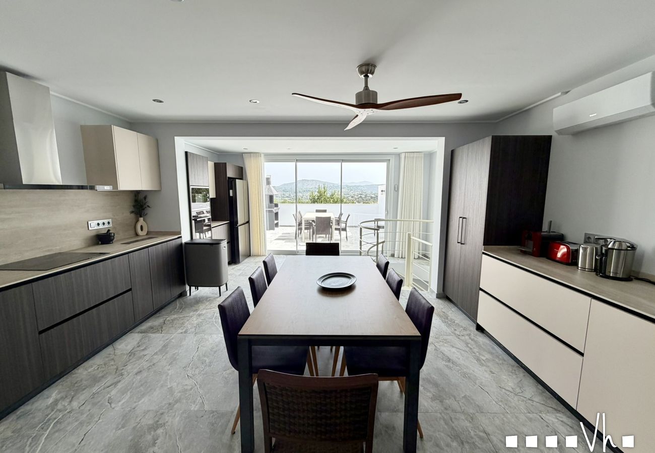 Villa en Benissa - CASA PEPITA - en Benissa pueblo: alojamiento para 8 personas cerca de playas y gastronomía