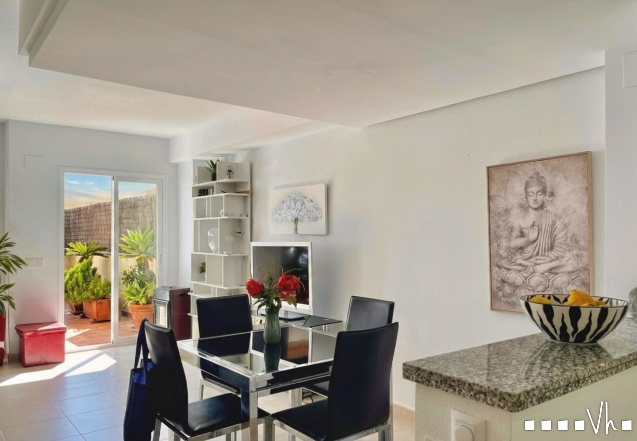 Doppelhaushälfte in Calpe / Calp - Reihenhaus MARYVILLA in Calpe &ndash; 3 Schlafzimmer, Meerblick, 2 Terrassen, Grill, Klimaanlage und WLAN