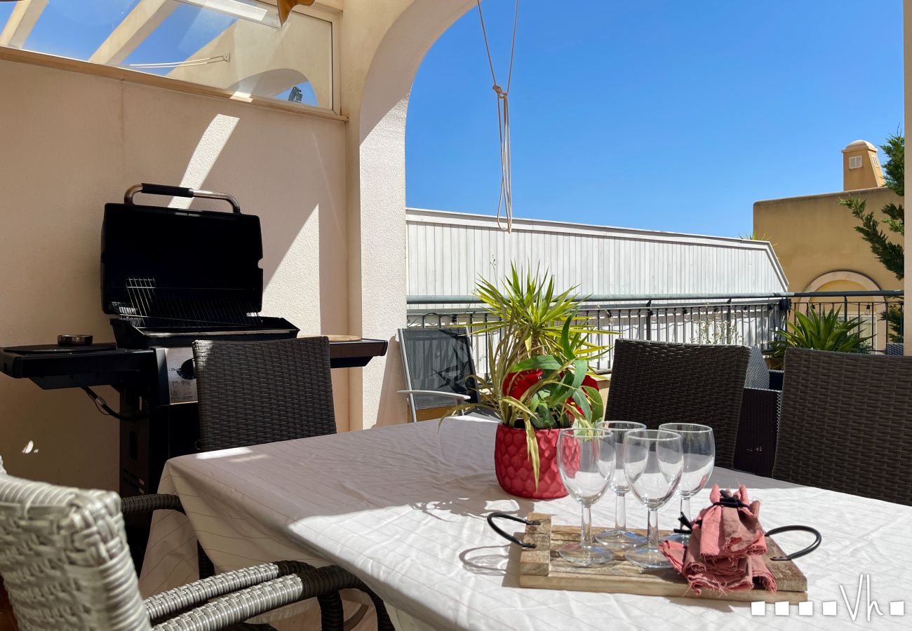Doppelhaushälfte in Calpe / Calp - Reihenhaus MARYVILLA in Calpe &ndash; 3 Schlafzimmer, Meerblick, 2 Terrassen, Grill, Klimaanlage und WLAN