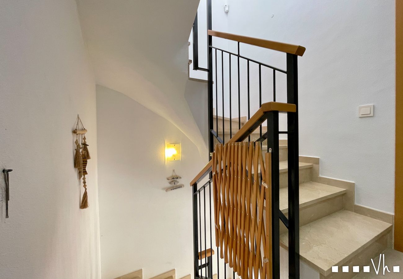 Doppelhaushälfte in Calpe / Calp - Reihenhaus MARYVILLA in Calpe &ndash; 3 Schlafzimmer, Meerblick, 2 Terrassen, Grill, Klimaanlage und WLAN