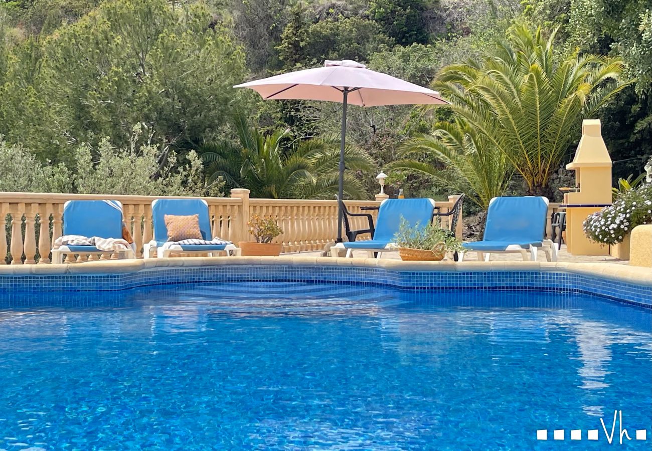 Villa in Benissa - EL HORIZONTE - Schöne Villa für 4 Personen mit Meerblick in Benissa 