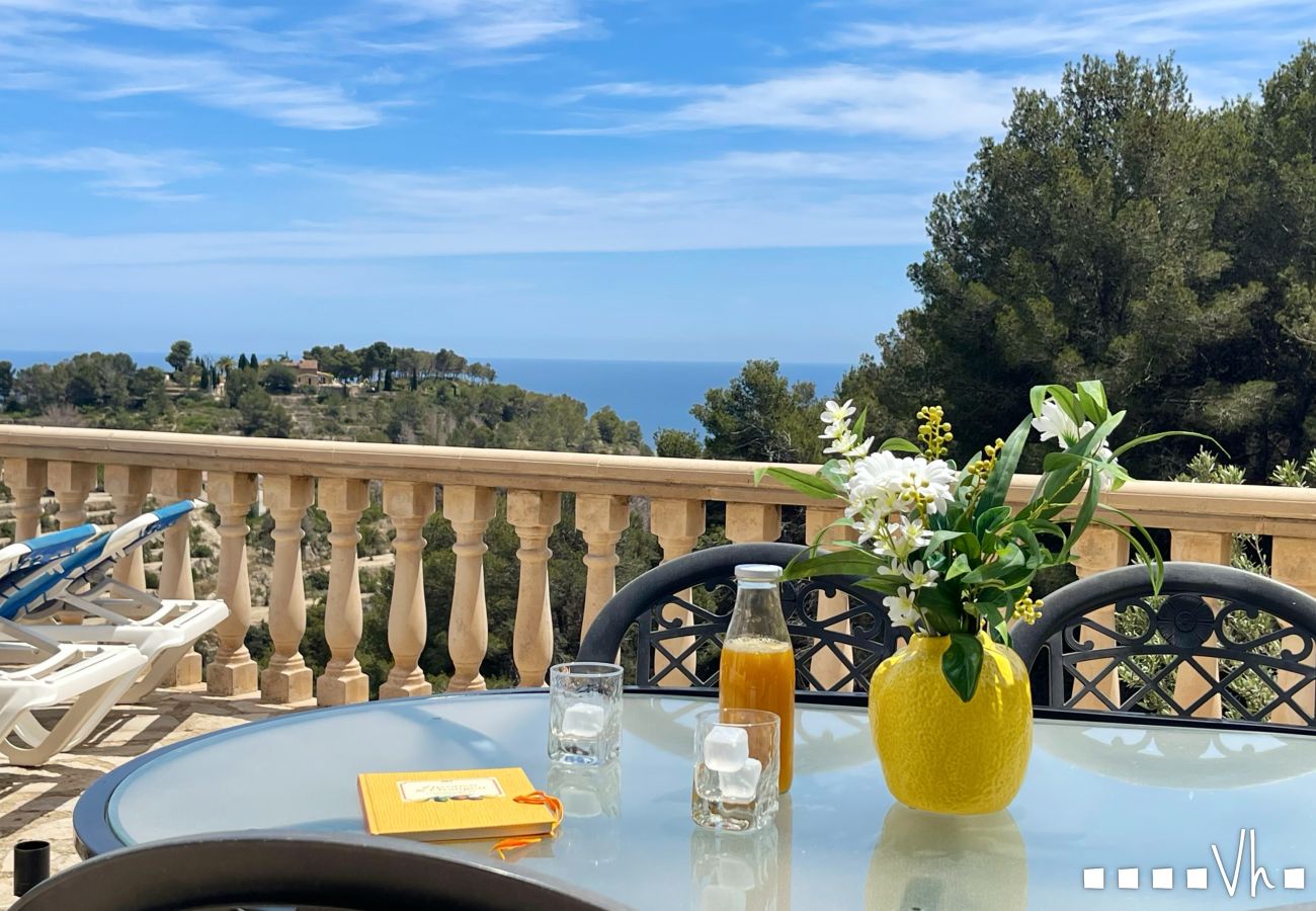 Villa in Benissa - EL HORIZONTE - Schöne Villa für 4 Personen mit Meerblick in Benissa 