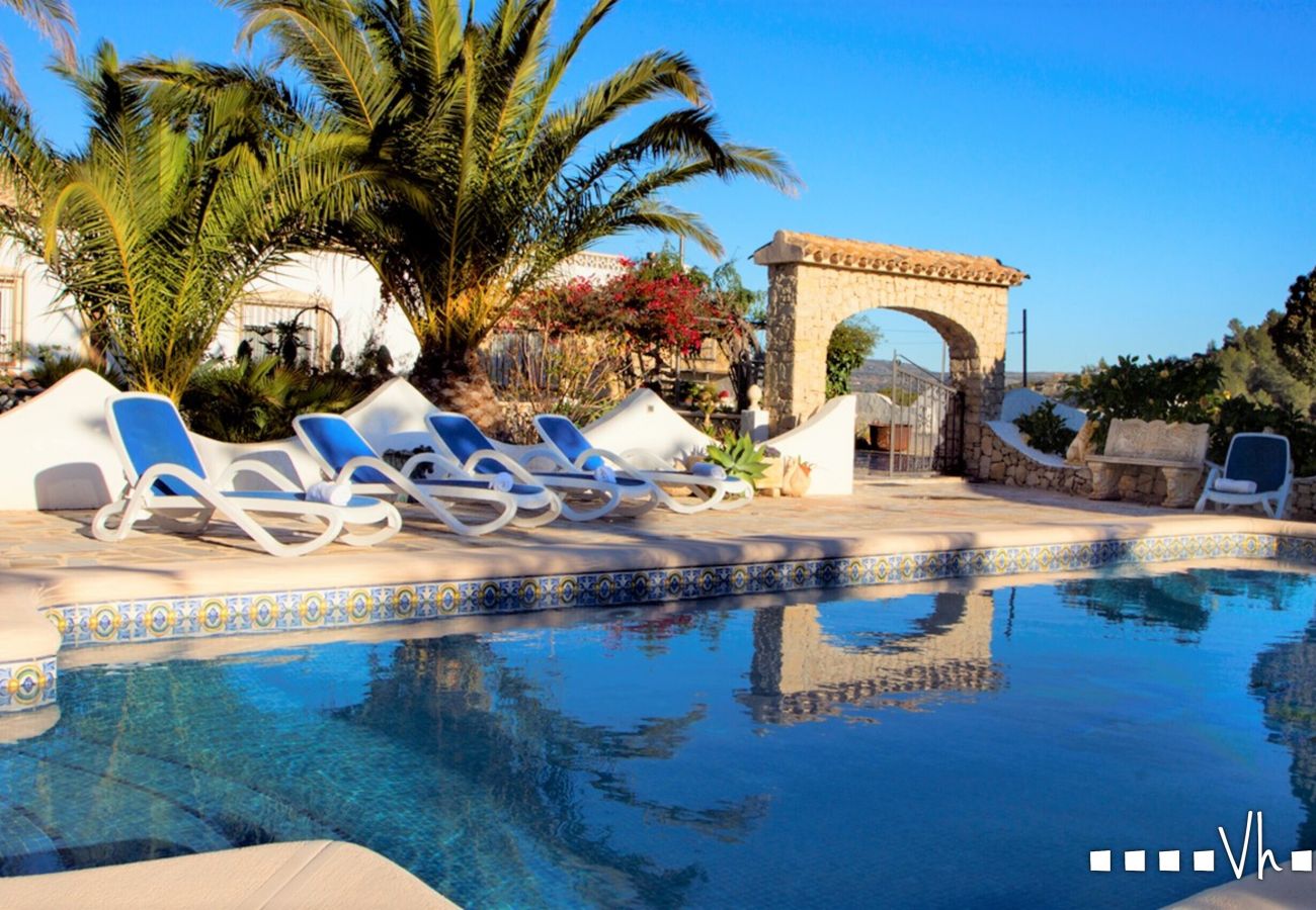 Villa in Benissa - CASA MORA- Charmante rustikale Villa mit privatem Pool