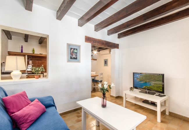 Ferienhaus in Cala Sant Vicenç - Blue fisherman house 2 By home villas 360 