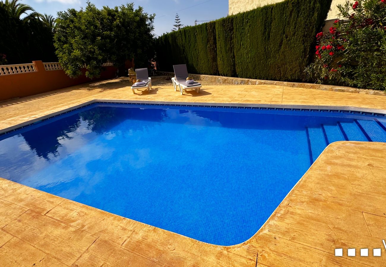 Villa in Calpe / Calp - CASA FLORIDA - Charmante Villa für 4 Personen in Calpe