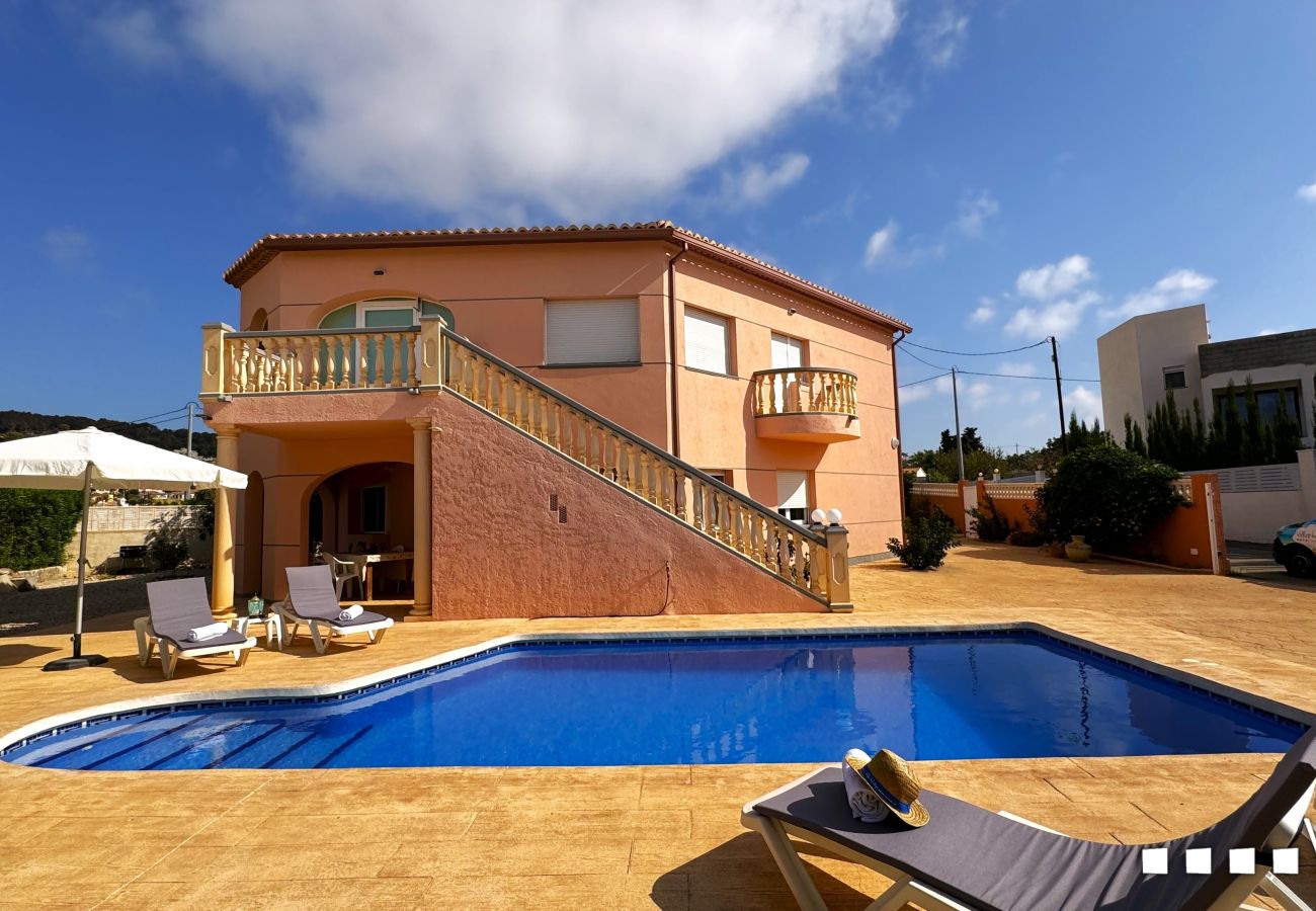 Villa in Calpe / Calp - CASA FLORIDA - Charmante Villa für 4 Personen in Calpe