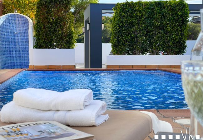 Villa in Moraira -  MORAVIT - Prächtige moderne Villa für 12 Personen