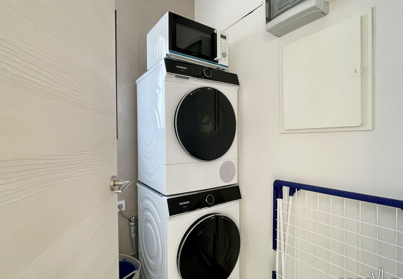 Villa in Pedreguer - Moderne Villa für 6 Personen mit privatem Pool und Bergblick  - LA OKSANA