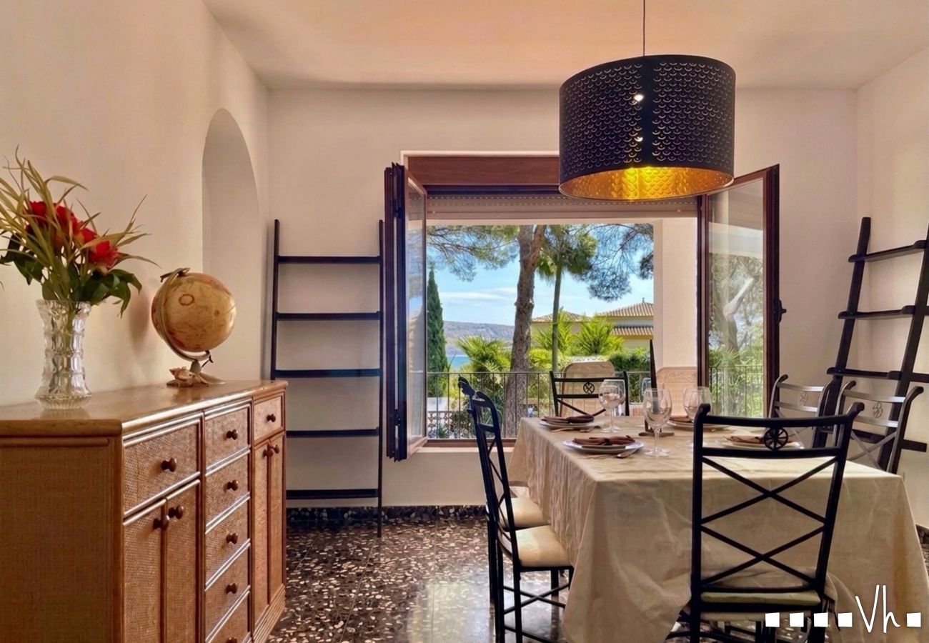 Villa in Teulada - Villa avec piscine privée à Moraira - Villa MENHIR