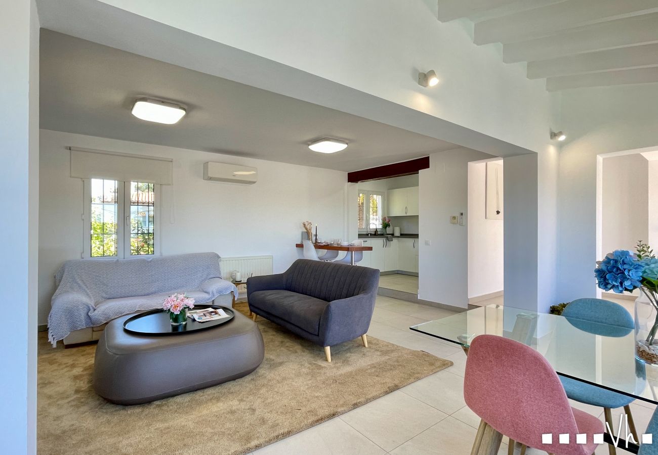 Villa in Teulada - Elegante Villa in Moraira für 6 Personen · Privater Pool nahe dem Zentrum – ALMARE