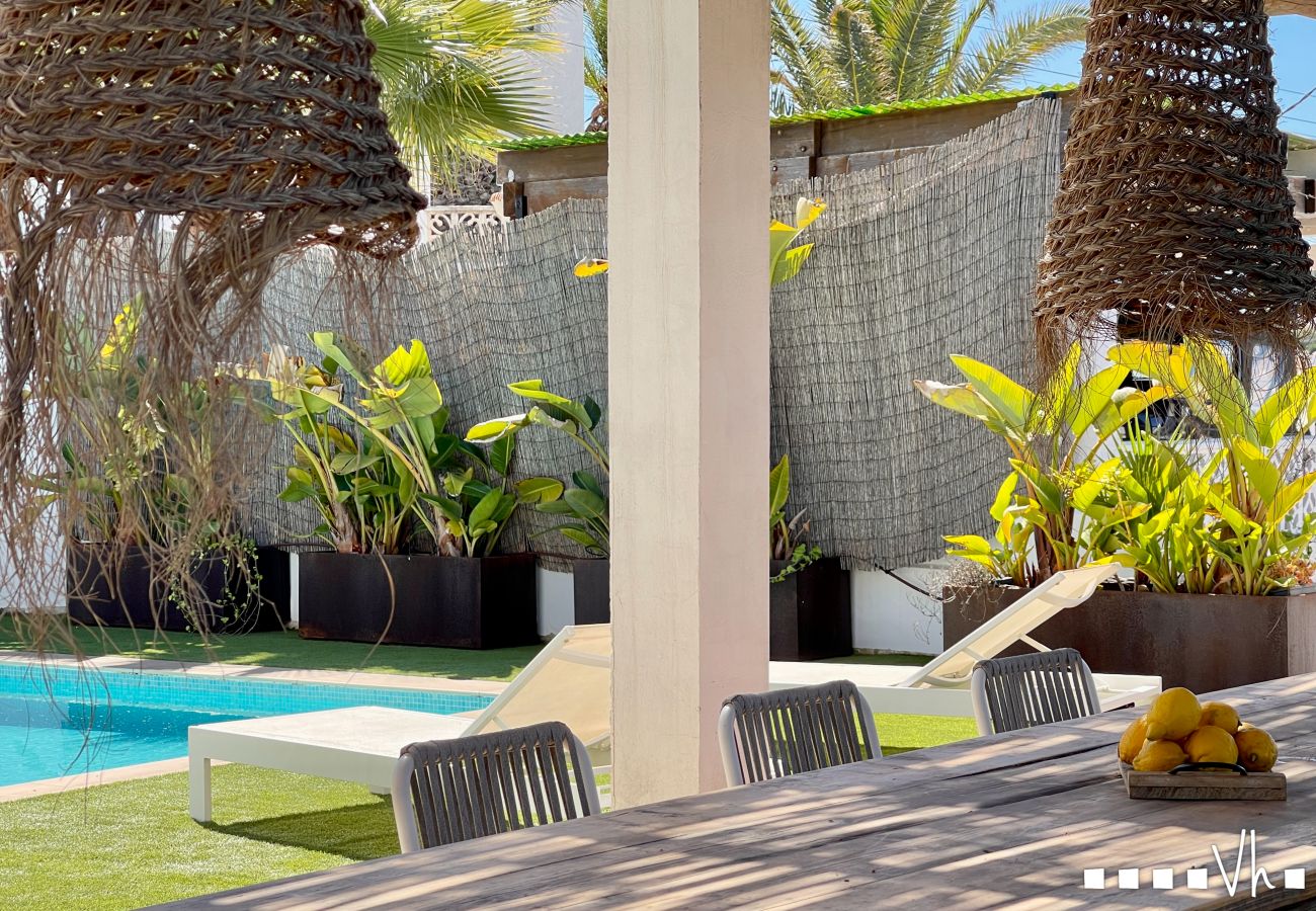 Villa in Teulada - Elegante Villa in Moraira für 6 Personen · Privater Pool nahe dem Zentrum – ALMARE