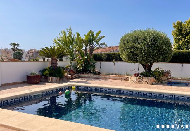 Villa in Calpe - Villa in Calpe mit privatem Pool für 6 Personen - CASA MEDITERRÁNEA