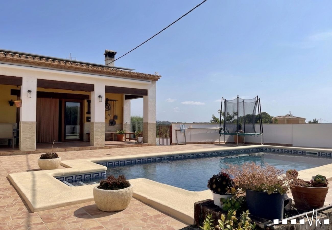 Villa in Calpe / Calp - Villa in Calpe mit privatem Pool für 6 Personen - CASA MEDITERRÁNEA