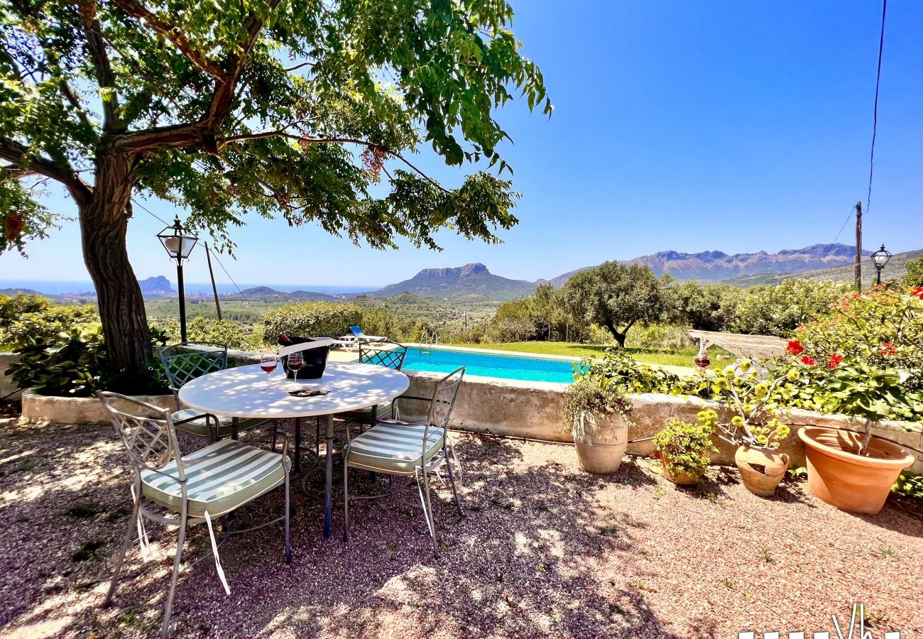 Villa in Benissa - CASA MAMET - Beautiful villa with capacity for 10 people with private pool and sea views in Benissa. 