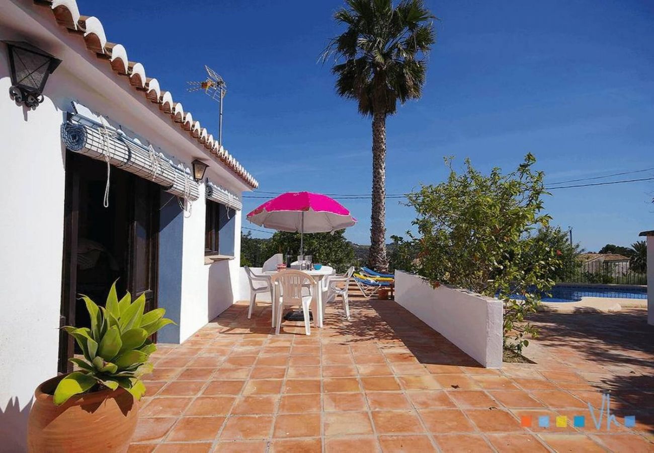 Villa in Benissa - TOSSALET - Typical mediterranean style villa for 6 people in Benissa 