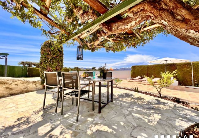 Villa in Moraira - LLAGRIMA - Charming villa with private pool in the middle of nature 