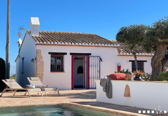 Villa/Dettached house in Moraira - LLAGRIMA - Charming villa with private pool in the middle of nature 