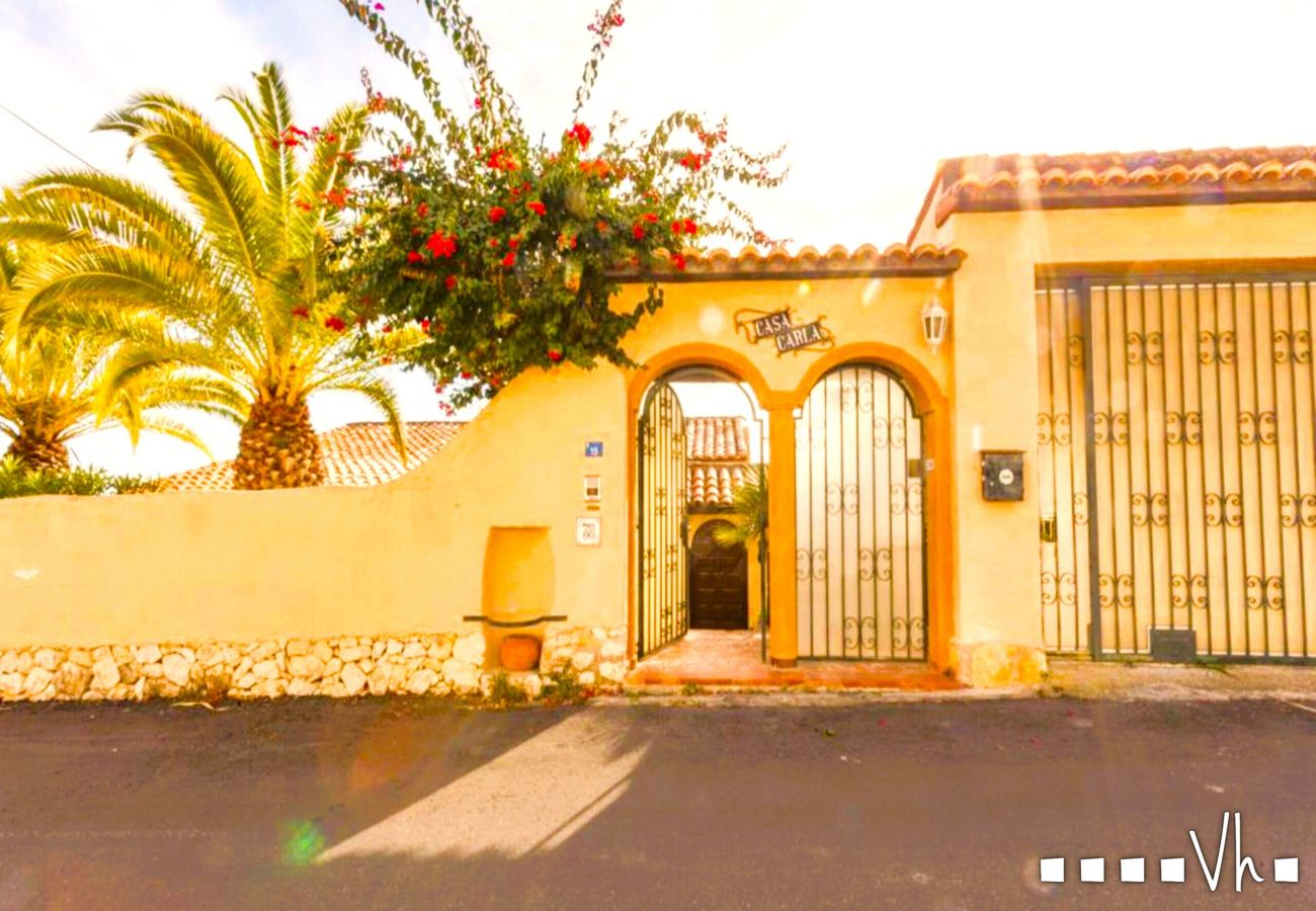 Villa in Benissa - CARLA - Rental for 4 people on the coast of Benissa with views to the sea 